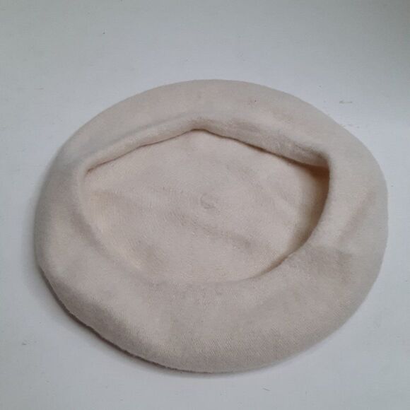 Vintage Cream Wool Women's Beret Flat Hat - Picture 8 of 10